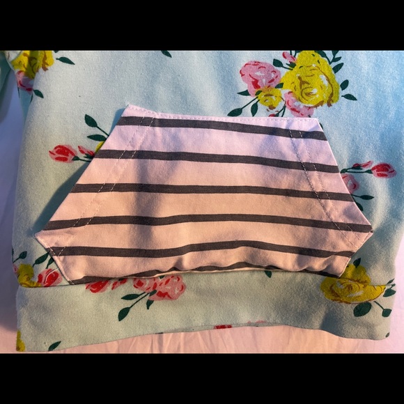 Infant floral long sleeved top with hood - Picture 5 of 8